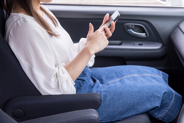 【徹底比較】自社ローンとディーラーローンの違いとは？あなたに最適な車購入方法を解説します 🚗✨